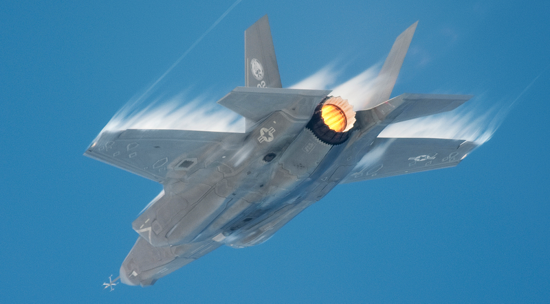 Illustration for article titled F-35 Will Attempt Another UK Air Show Debut As Concerns Over Software Delays Loom